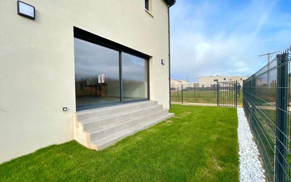 Maison à vendre    4 pièces •  Vauvert