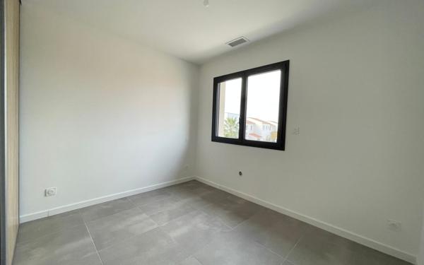 Maison à vendre    4 pièces •  Vauvert