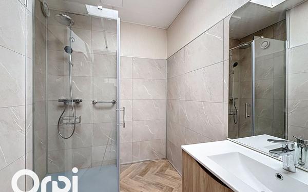 Appartement à vendre    4 pièces • 77,12 m2 Villeneuve-Loubet