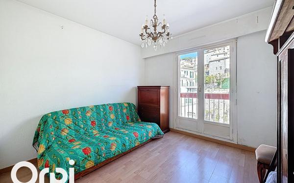 Appartement à vendre    4 pièces • 77,12 m2 Villeneuve-Loubet