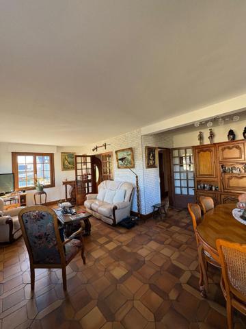 Maison Beaussais sur mer à proximité du centre ville et des plages.