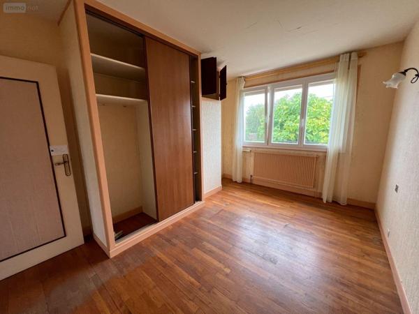 Maison à vendre à Ardentes dans l'Indre (36120), ref : JA/785