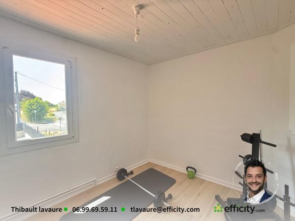 Maison
         4 pièces
        - 90 m² 189 000 € *