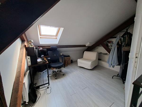 DUPLEX - 3 PIÈCES - 72.57 m² CARREZ - COMBLES AMÉNAGÉS - CAVE & BOX