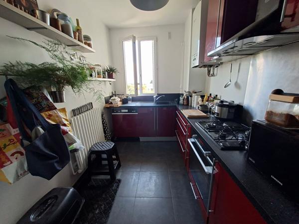 DUPLEX - 3 PIÈCES - 72.57 m² CARREZ - COMBLES AMÉNAGÉS - CAVE & BOX