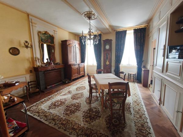 Maison à POUANCE, 49420 - 6 pièces 145m²