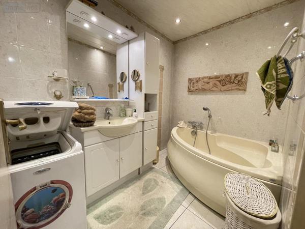 Appartement à vendre à Rosny-sous-Bois en Seine-Saint-Denis (93110), ref : 75022-849