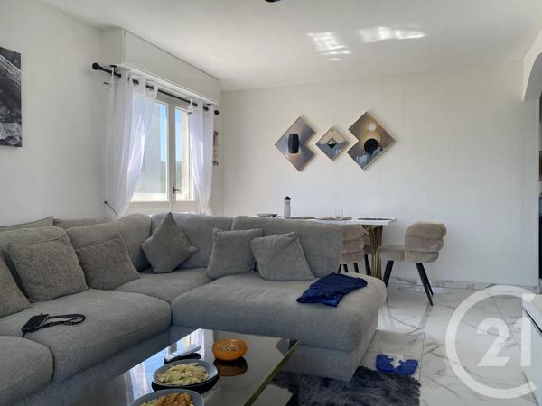 Appartement T4 à vendre  4 pièces - 75 m 2   MARSEILLE  - 13010