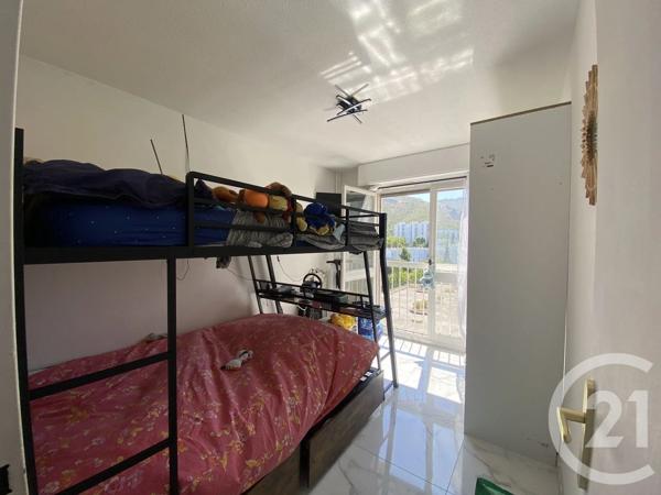 Appartement T4 à vendre  4 pièces - 75 m 2   MARSEILLE  - 13010