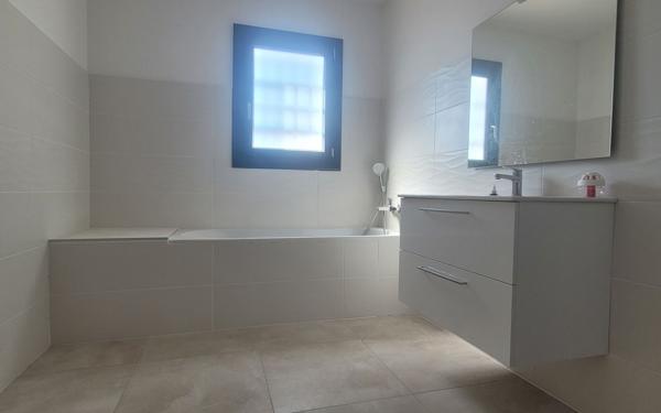 Maison à vendre    4 pièces •  Lunel