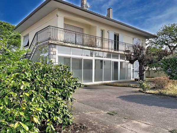 Maison 120 m² - rez-de-chaussée 97 m² - 4 pièces, terrain 1086 m²