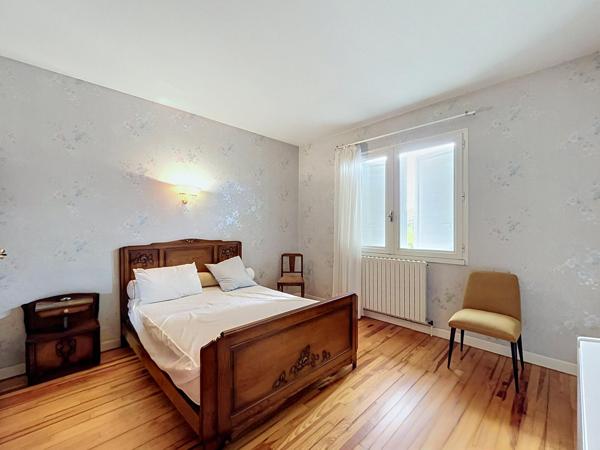 Maison 120 m² - rez-de-chaussée 97 m² - 4 pièces, terrain 1086 m²