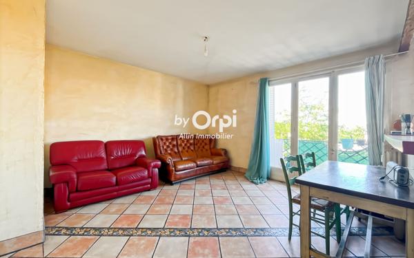 Appartement à vendre    4 pièces •  Montluçon