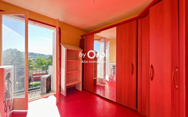 Appartement à vendre    4 pièces •  Montluçon