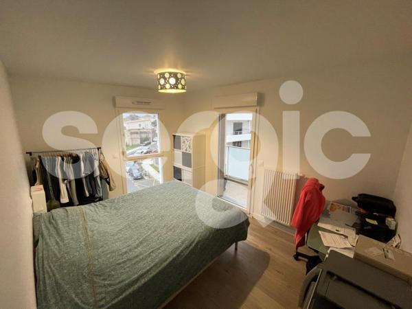Location 3 Pieces 63 33400 Talence 57 4480 01 0012