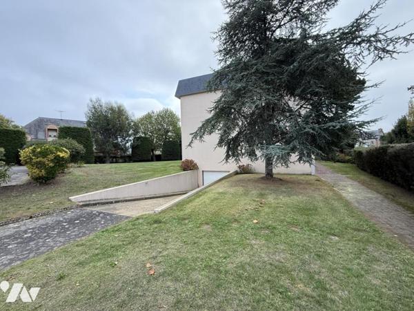 A VENDRE DINARD – BOULEVARD DE LA MER – SUPERBE APPARTEMENT TII RÉNOVÉ – TROIS BALCONS 