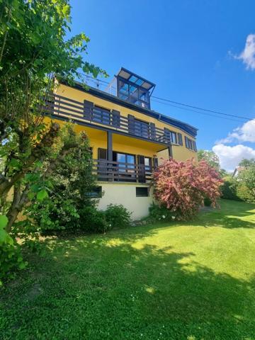 Appartement 4 pièces 109m² avec une cave et 2 balcons