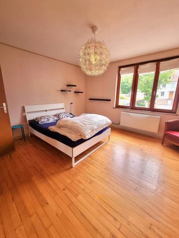 Appartement 4 pièces 109m² avec une cave et 2 balcons