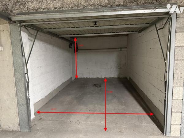 GARAGE BD ROBERT SCHUMAN