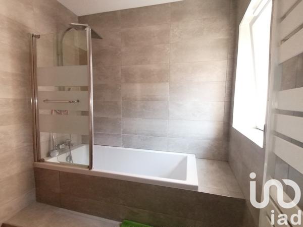 Maison à vendre 4 pièces 112 m² Cuers