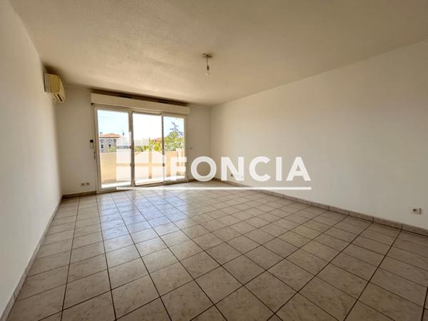 Location Appartement 4 pièces 80.12 m² - 10 CHEMIN DE LA FONT DE L'ANGE Hyeres 83400