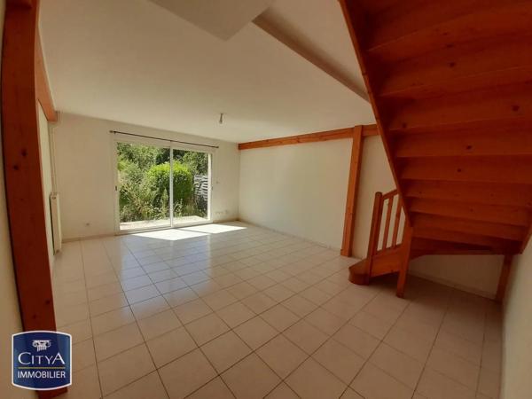 Maison à louer 4 pièces 95.8m² Angoulême (16000)