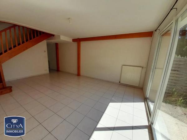 Maison à louer 4 pièces 95.8m² Angoulême (16000)
