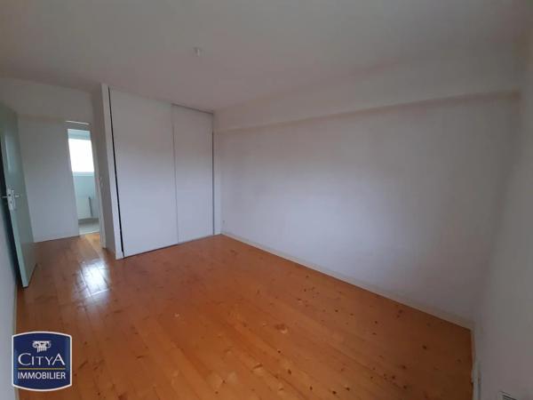 Maison à louer 4 pièces 95.8m² Angoulême (16000)