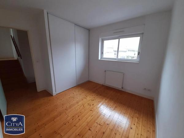 Maison à louer 4 pièces 95.8m² Angoulême (16000)