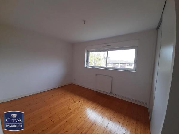 Maison à louer 4 pièces 95.8m² Angoulême (16000)