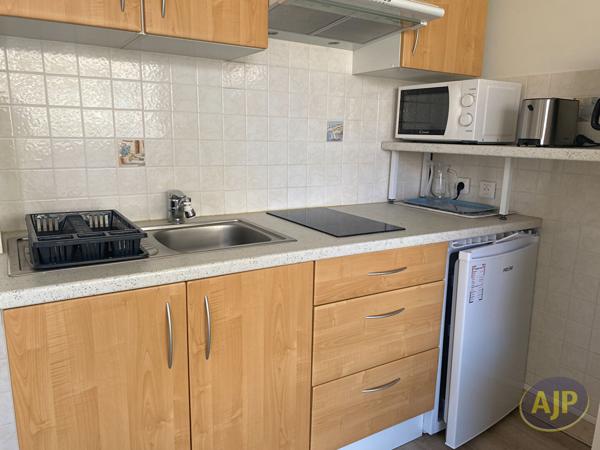 Appartement à louer Arcachon : 1 pièces, 18m² avec 0 chambre(s) à 512€ - AJP Immobilier Arcachon