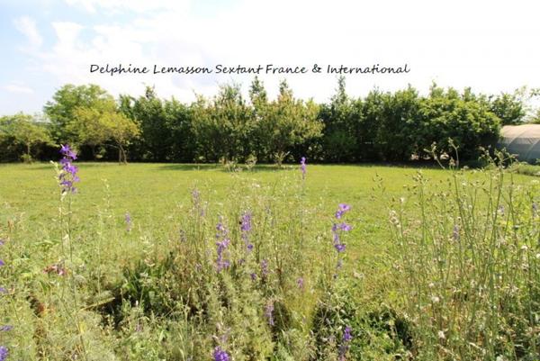 Maison de plain plain pied avec 3 chambres, parc arboré, à proximité des commerces