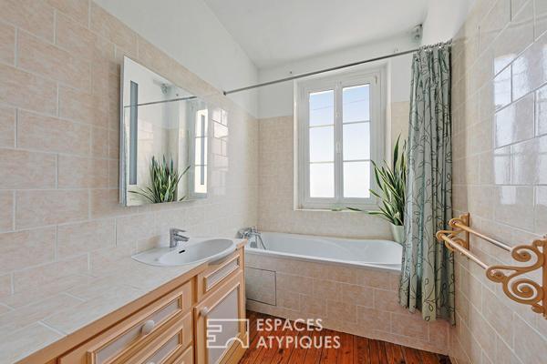 Ancien relais de chasse en bord de Marne