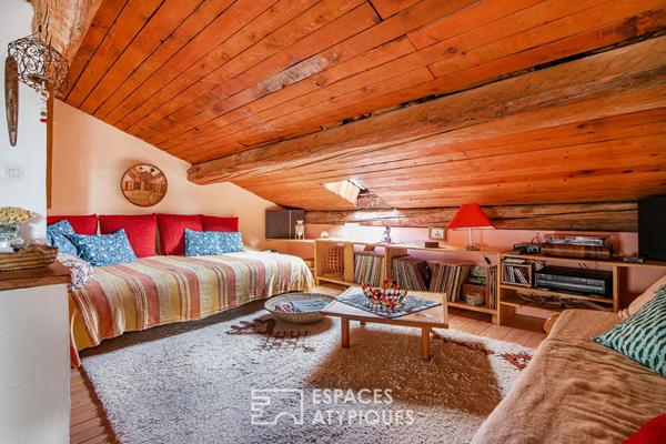 La maison de village et son joli jardin au pays des lavandes