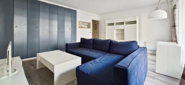 Dpt Paris (75), à louer PARIS 15EME ARRONDISSEMENT appartement meublé T2 de 47 m²