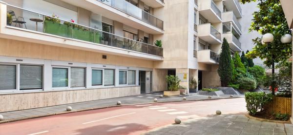Dpt Paris (75), à louer PARIS 15EME ARRONDISSEMENT appartement meublé T2 de 47 m²