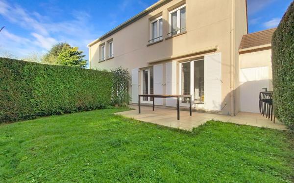 Maison à vendre    4 pièces • 87 m2 Guyancourt