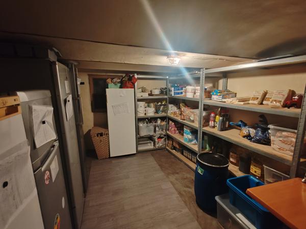 Fonds De Commerce - 90 m²