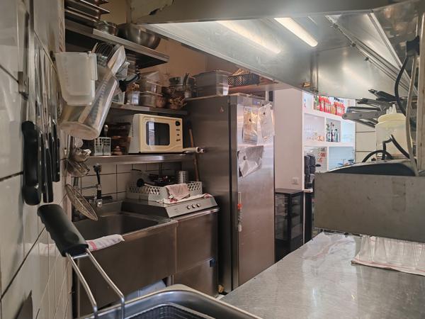 Fonds De Commerce - 90 m²