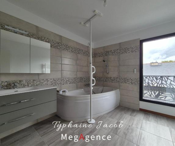 Appartement à PAIMPOL, 22500 - 6 pièces 171m²