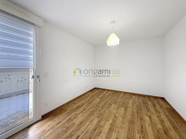 OBERNAI - Récent F2 bien agencé avec terrasse