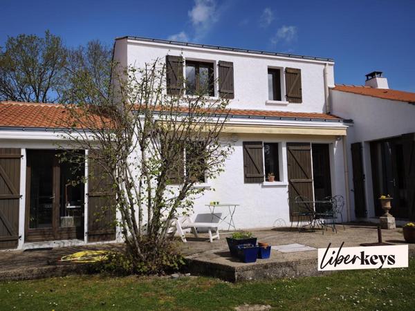 Maison de 137 m2 dans son écrin de verdure 