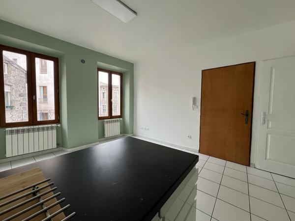 APPARTEMENT T2