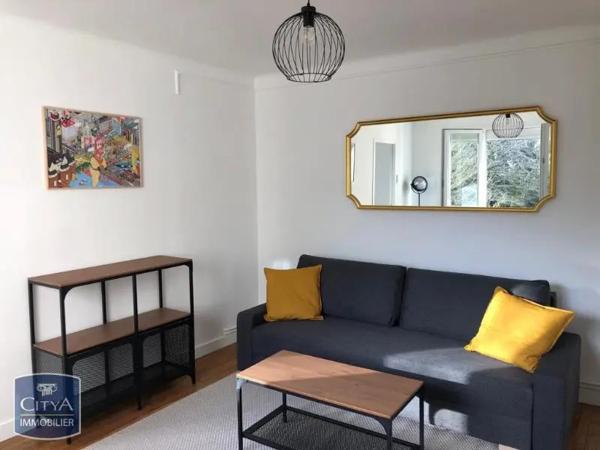 Appartement à louer 4 pièces 68.59m² Nantes (44100)