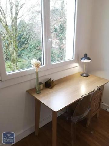 Appartement à louer 4 pièces 68.59m² Nantes (44100)