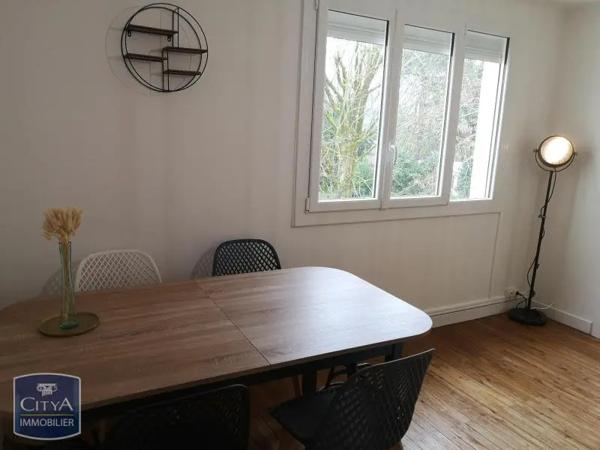 Appartement à louer 4 pièces 68.59m² Nantes (44100)