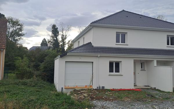 Maison à vendre    5 pièces • 117,60 m2 Idron