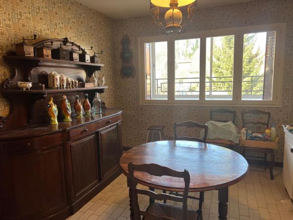 Maison de 112 m2, 3 chambres, garage et terrain.