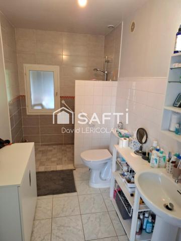 MAISON PLAIN PIED A PROXIMITE DES COMMERCES