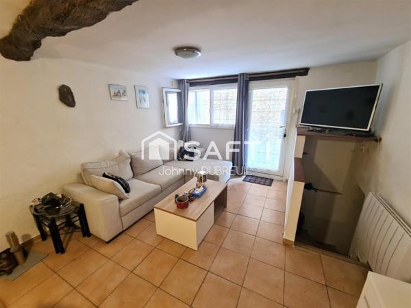 PIGNANS - APPARTEMENT T3 AU REZ-DE-CHAUSSÉE DANS LE CENTRE DU VILLAGE, PROCHE PARKING ET DES COMMODITES